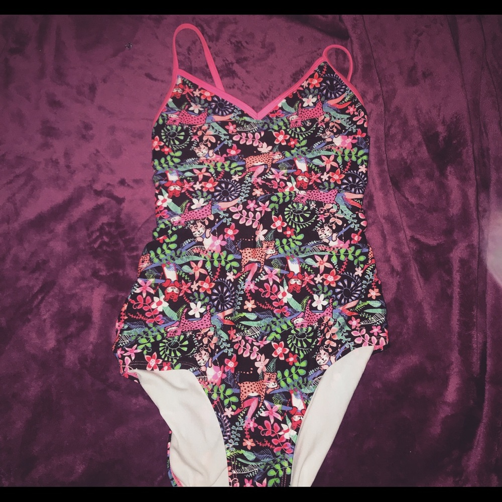 One peice bathing suit